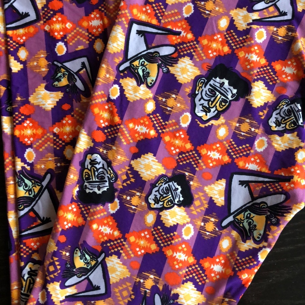 NEW. LuLaRoe TC Halloween leggings. - Picture 2 of 2